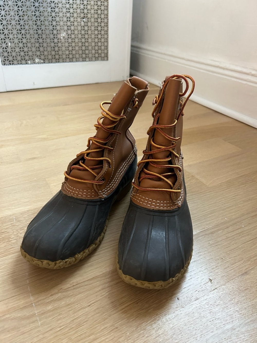 LL bean duck boots size 8.5